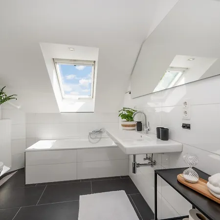 Lichterfuellte Erholungsoase Fuer Gross Und Klein *